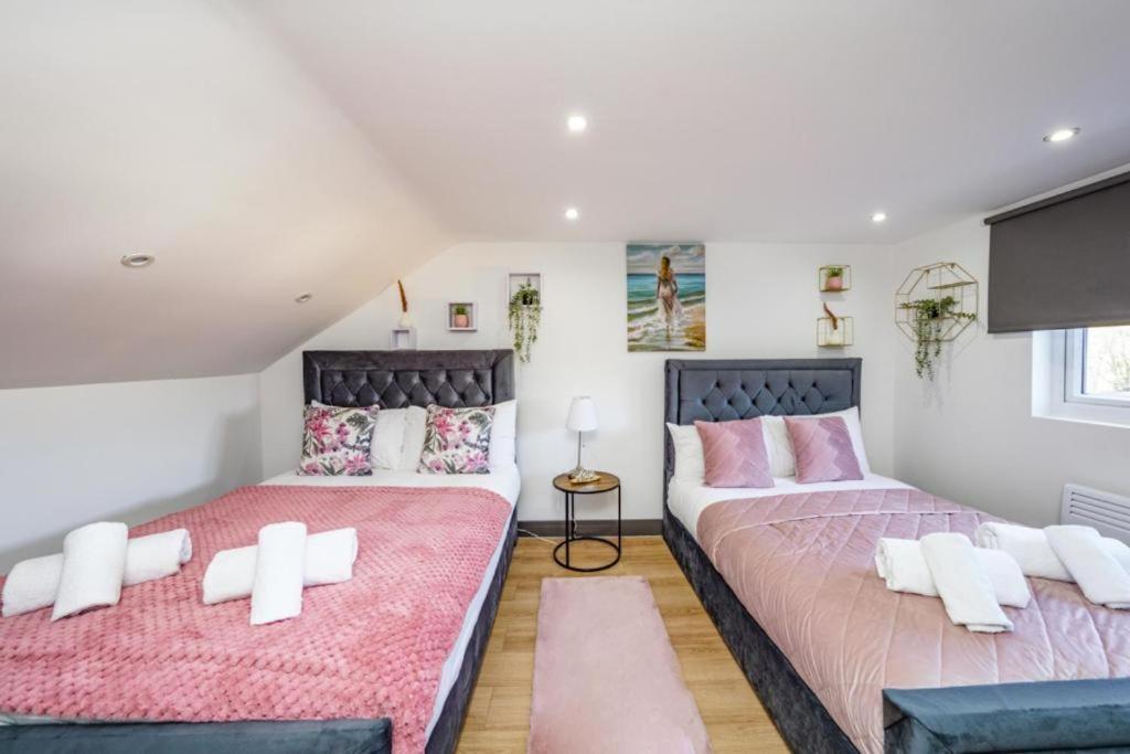 Heathrow Guest House - Oakway Feltham Zewnętrze zdjęcie