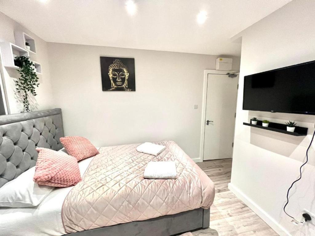 Heathrow Guest House - Oakway Feltham Zewnętrze zdjęcie